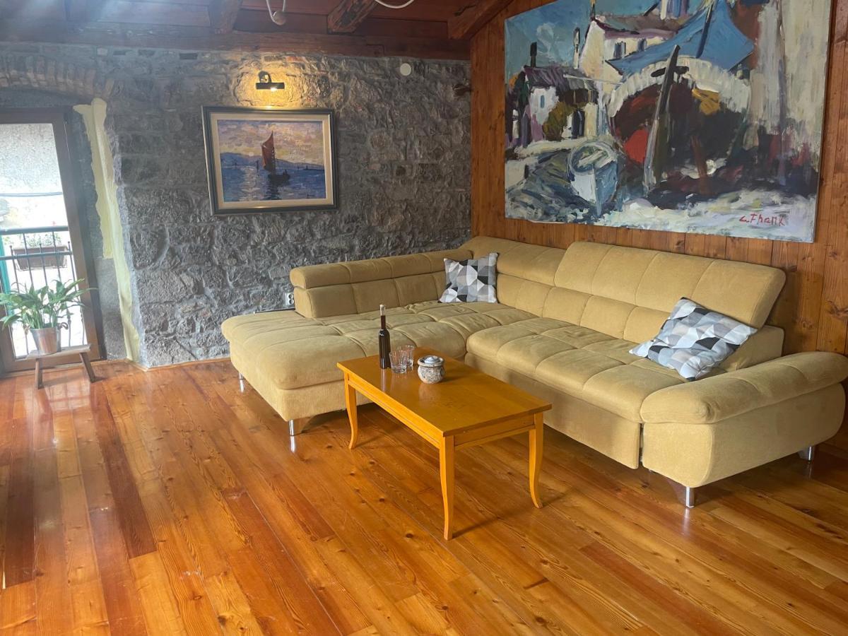 Ninna Apartment *