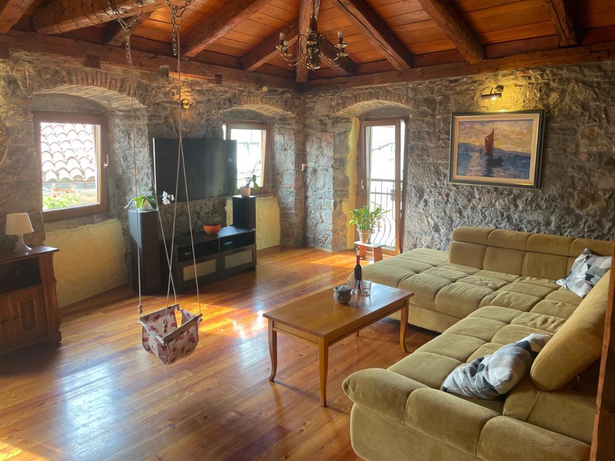 Ninna Apartment